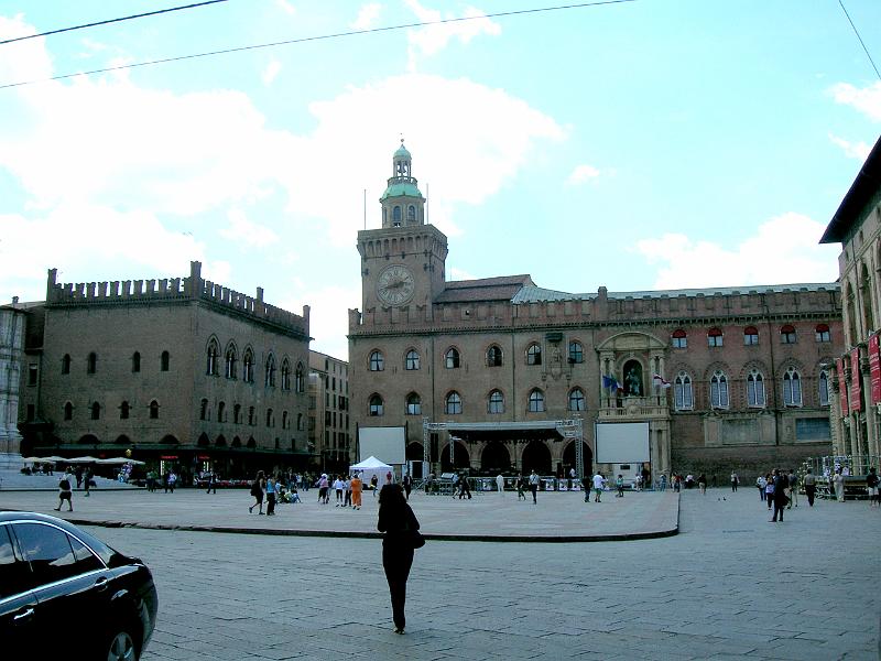 DSCN1603.JPG - Piazza Maggiore