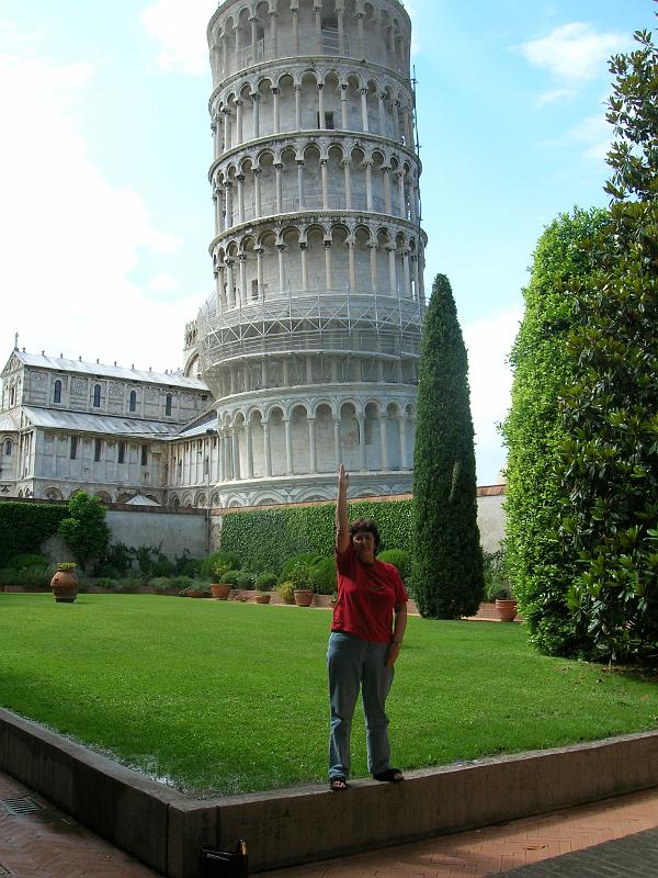 DSCN1838.JPG - A tourist with her arm straight up showing the lean of the tower