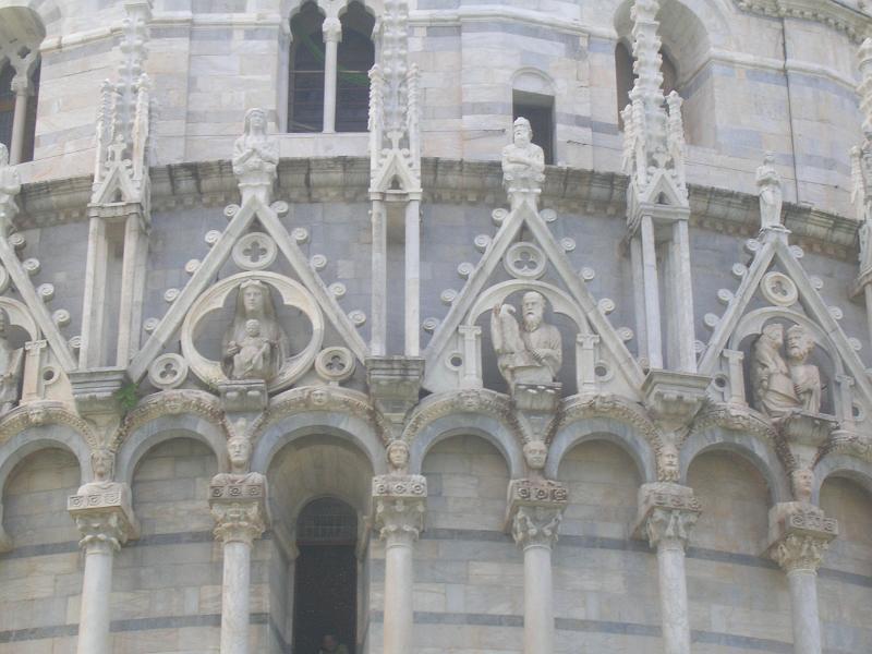 DSCN1747.JPG - A close up of some of the detail on the baptistry