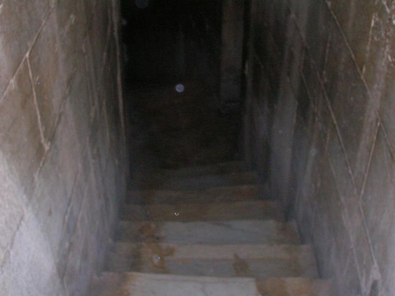 DSCN1781.JPG - a view of the narrow 67 steps leading to the balcony around the the top of the baptistry